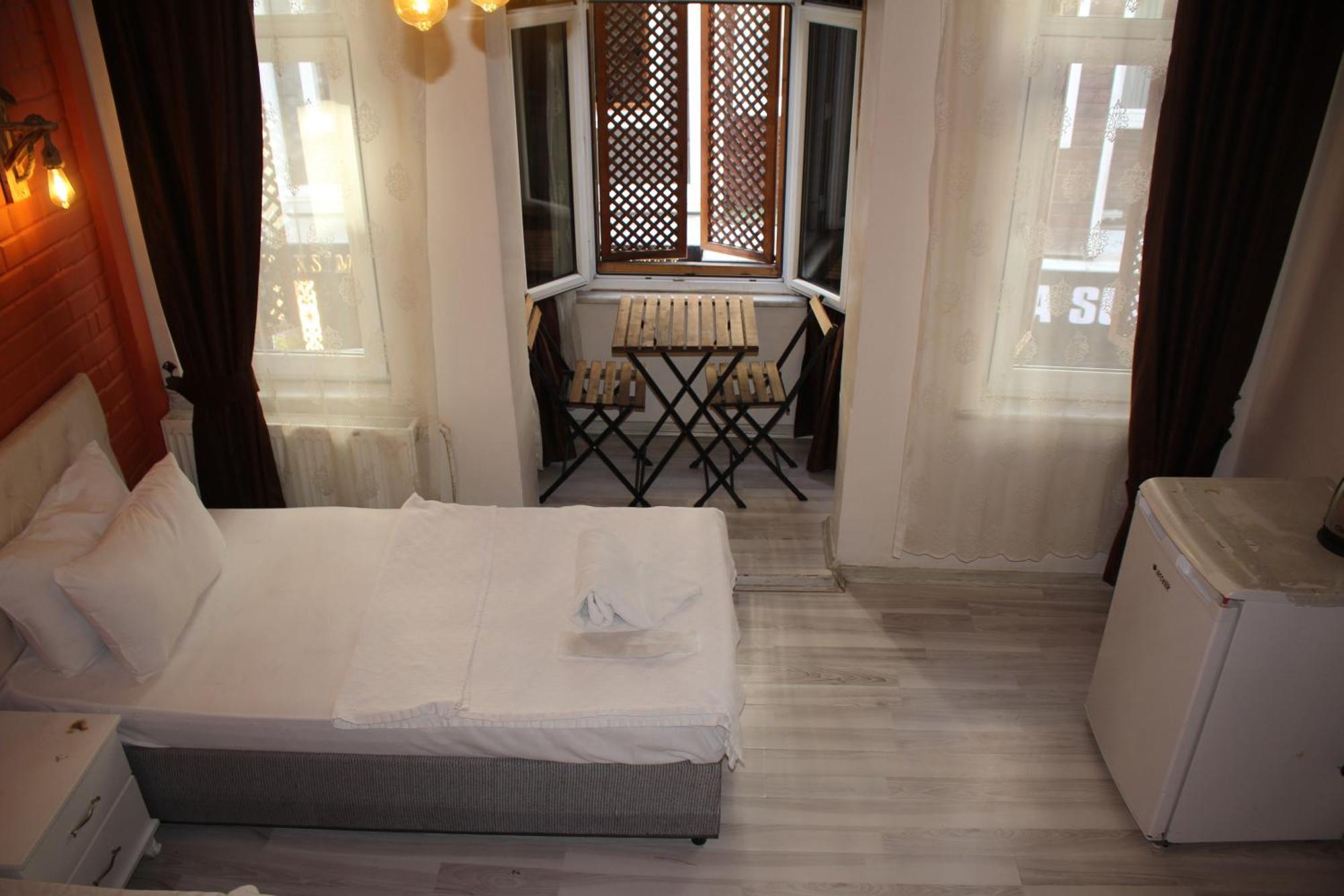 Taksim Bricktown Apart Otel *